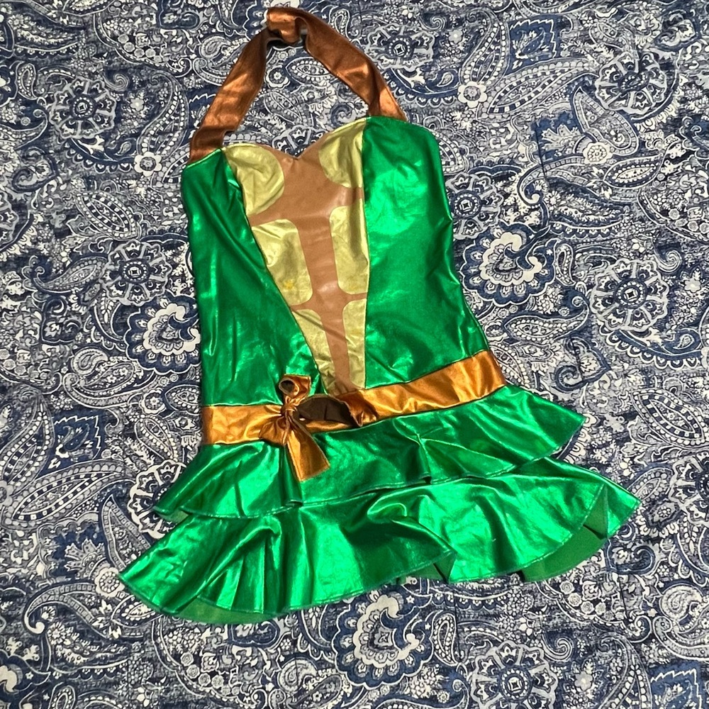 Size small (4-6) Teenage mutant Ninja turtles costume